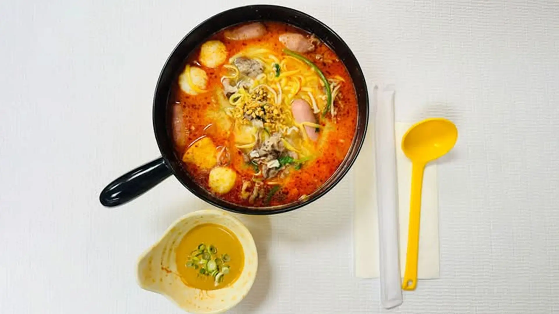 Mala-Mini-Restaurant-Chinese-Restaurant-House-Malatang-Palisades-Park Crispy-on-outside steamed buns fried to golden at Mala Mini Restaurant in Palisades Park.